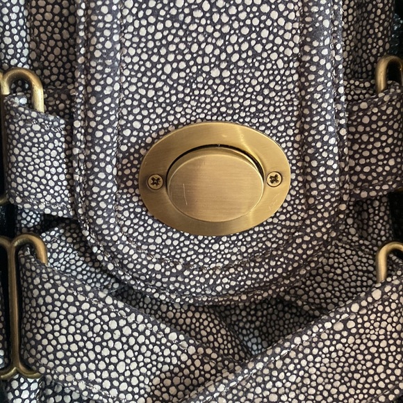 FOLLIS HANDBAG Laced Julia - Picture 9 of 11